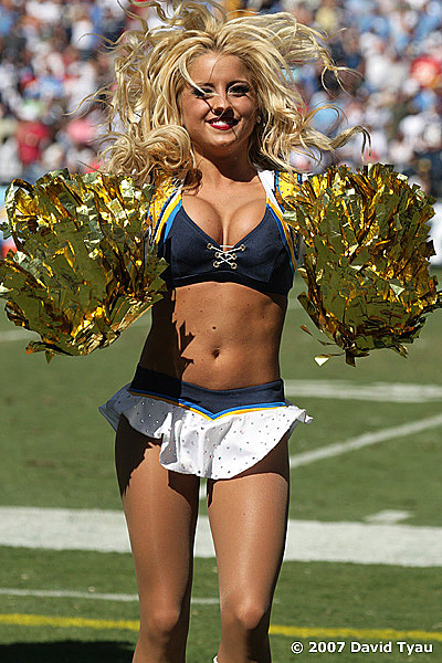  suggested that she tryout for the Kansas City Chiefs cheerleaders, 